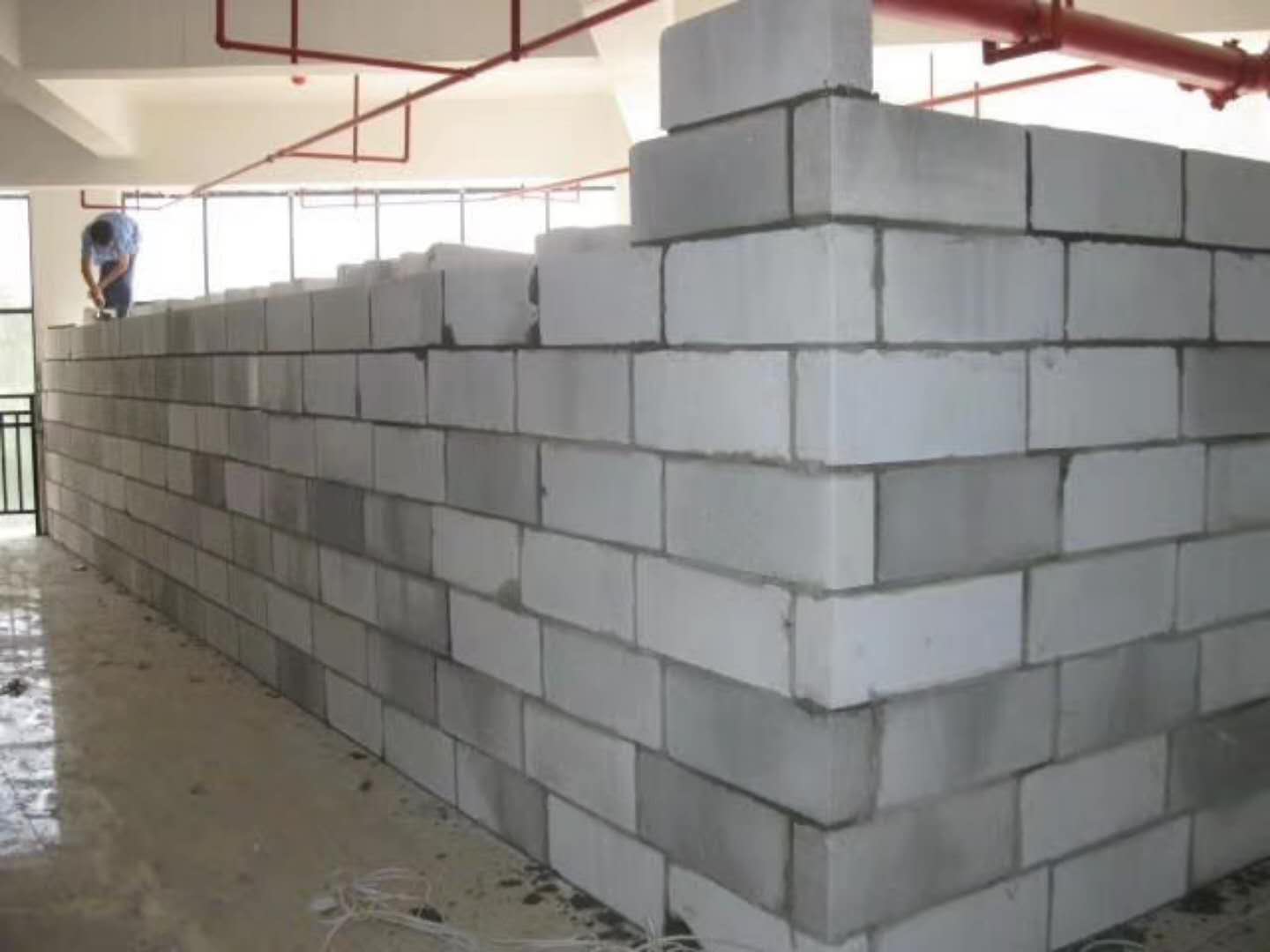 滨州蒸压加气混凝土砌块承重墙静力和抗震性能的研究